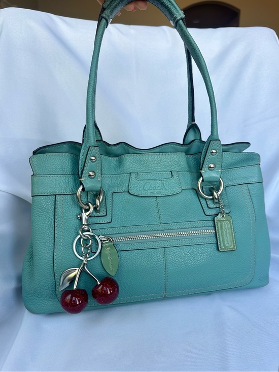 Coach Handbags - Coach Vintage Penelope Aqua Pebbled Leather Shoulder Bag